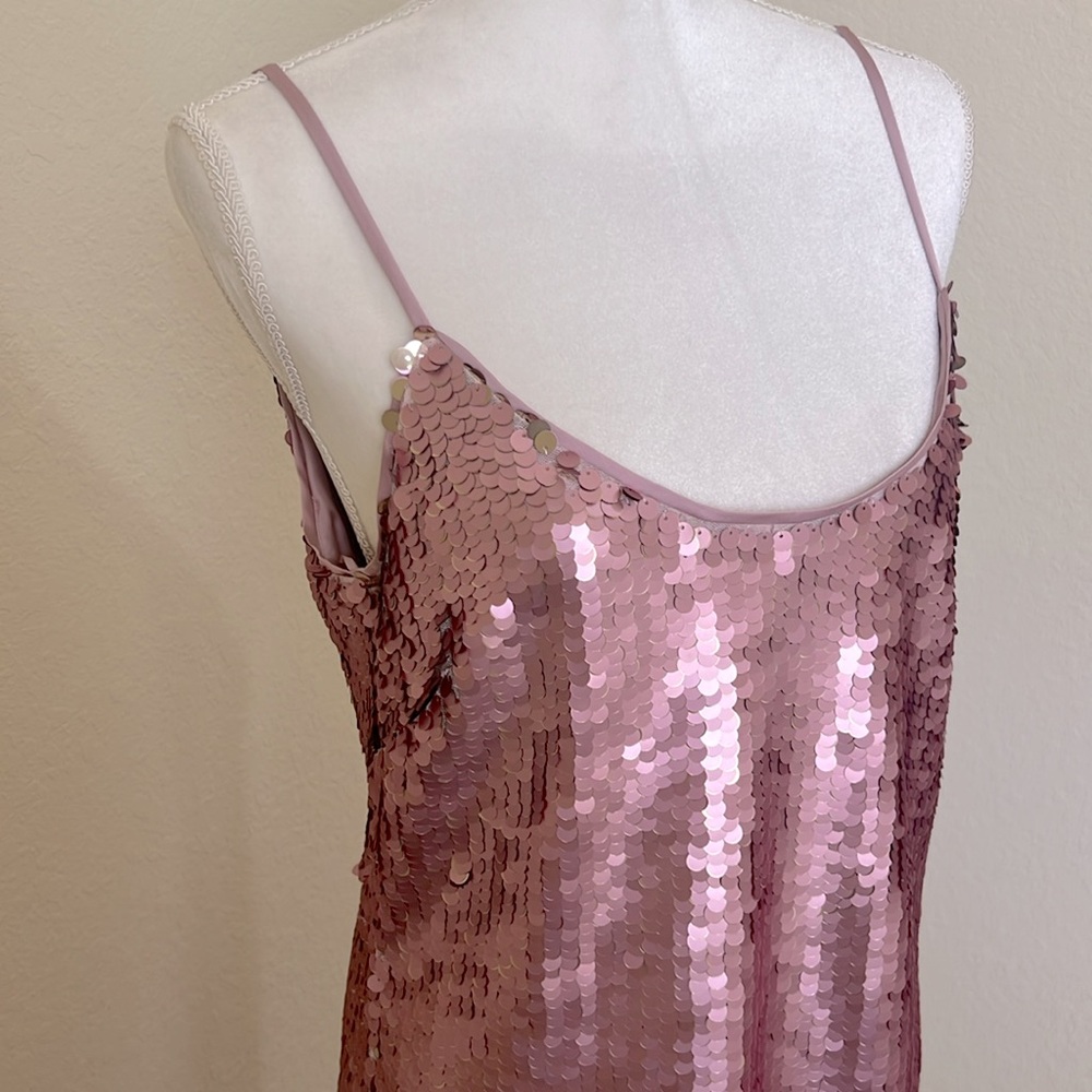 Alice + Olivia Sequin Mini Dress in Shimmering Pink P2P 18in - Picture 4 of 17